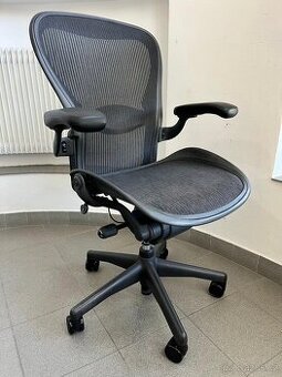kancelářská židé Herman Miller Aeron Classic - více ks