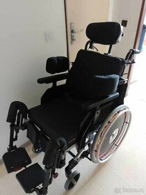 Polohovací invalidní vozík Netti - 1