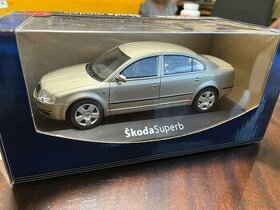 Abrex Škoda Superb 1/24 - 1
