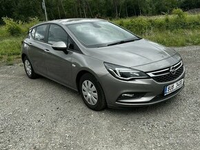 Opel Astra 1.0t, r.2016, 1.majitel, serviska, top - 1