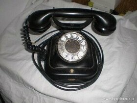 pěkný bakelitový telefon - funkční