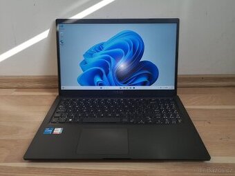 Čtyřjádrový notebook Asus VivoBook X1500E