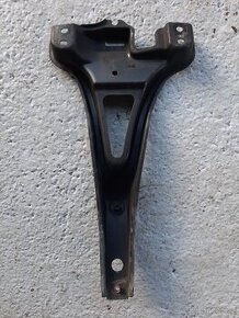 Držák zámku kapoty, VW Golf 4, Jetta, Bora