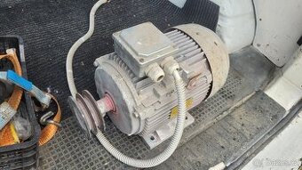 Elektromotor dvourychlostni