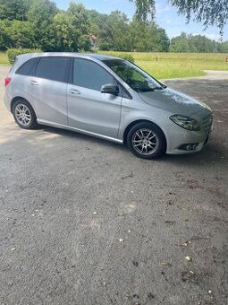 MERCEDES W246 B180 Diesel
