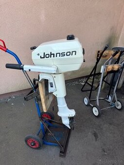 Lodni motor Johnson 4hp 2t 2 valec, kratka noha.
