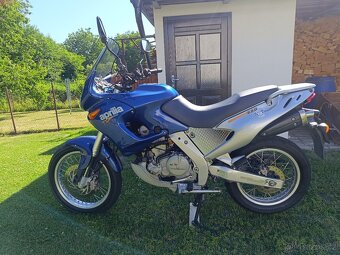 Aprilia pegaso 650