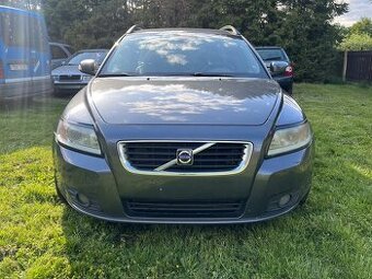 Nárazník přední VOLVO V50