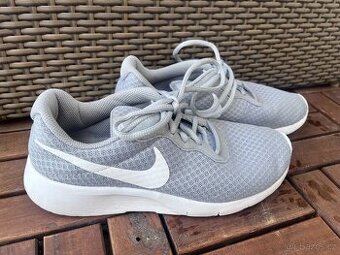 Tenisky, zn.Nike, vel. 38,5