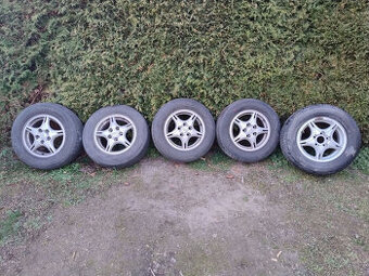 ALU kola Hyundai s letními pneu