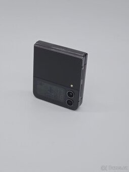 Samsung galaxy Z Flip 4