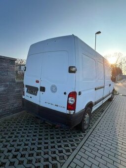 Opel movano