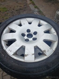 Skoda yeti 225/50R17