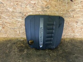 HORNÍ KRYT MOTORU BMW F11/F10 3.0D 220KW BI-TURBO - 1