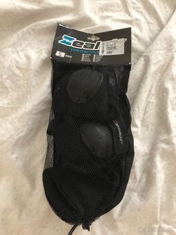 Chrániče Zealot, velikost S