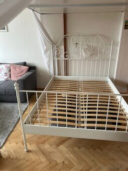 Stylová kovová postel - 1