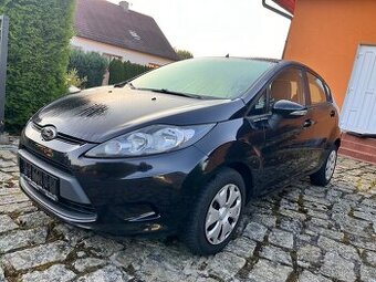 Ford Fiesta 1.25 i 60 kw 12/2010 klima 148tis.km