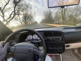 🚗 Volkswagen Golf 3 Cabrio – TOP stav, připraven na STK 🚗