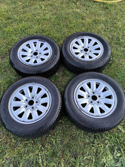 4 zimní kola ŠKODA 15´195/65/15 OCTAVIA II,III, VW