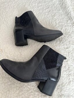 Kozačky Venturini kůže 36 zateplené