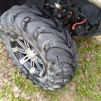 Čtyřkolka Gladiator x550 LONG rezervace do 30.11.