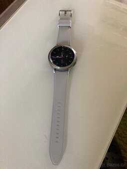 Samsung Galaxy Watch 4 Classic 46mm LTE – Stříbrné