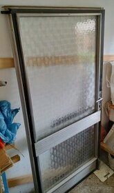 Vstupní vchodové dveře