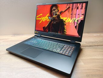 17"_OBŘÍ ACER NITRO 5_i5-12450H_16GB_SSD_RTX 4060 8GB