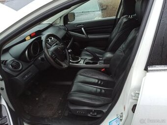 MAZDA CX-7 – INTERIÉR, SEDAČKY, TAPECE