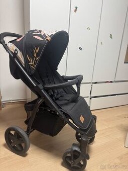 Sportovní kočárek Lionelo Annet plus