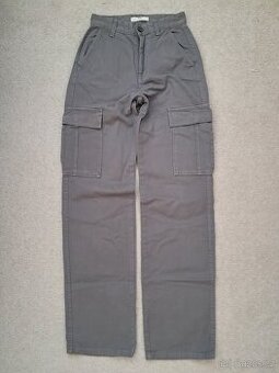 Karga kapsáče kalhoty Stradivarius, vel. 34