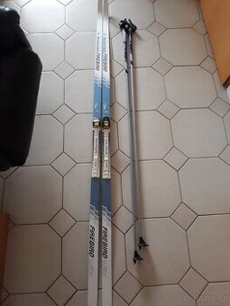 Prodám  běžecké  lyže