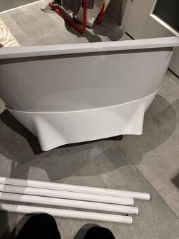 Vanička pro miminko na nožičkách a odtokovou hadicí Luma