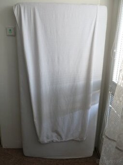 matrace dětská Ikea