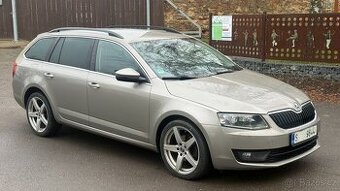 Škoda Octavia 2.0TDi DSG Style, serviska