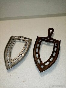 Stojánky na žehličky