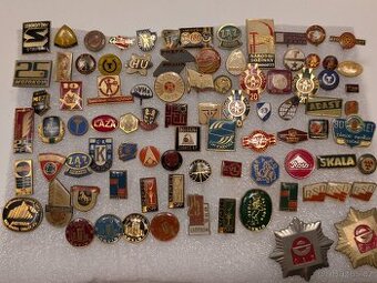 Prodám staré podnikové odznáčky