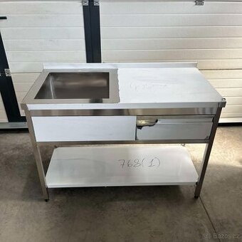 Nerezový stůl s dřezem, nerezový dřez