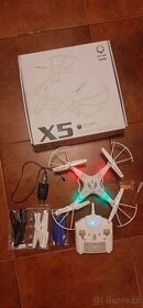 DRON X5C s HD kamerou (pro začátečníky)