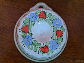 Chodská keramika s květinovým folklorním motivem - bábovička - 1