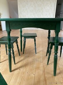 dřevěný stůl + 4x židličky