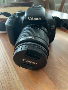 Canon EOS 600d + setový objektiv EFS 18-55mm + brašna