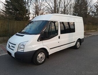Prodám Ford transit trend 6 míst k sezení
