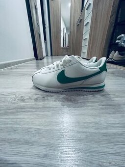 Zcela Nové Nike Cortez, 41, krabice, doklad