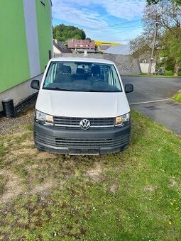 VW T6 Transporter 8 míst DSG 110kw Long