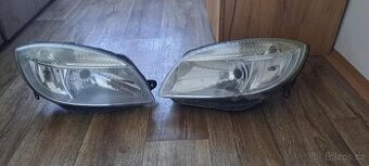 Škoda Fabia přední světla