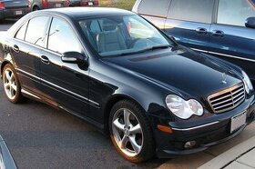 Náhradní díly na Mercedes C-class w203