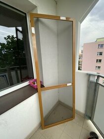 Síť proti hmyzu na balkónové dveře - 1