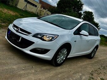 Opel Astra J Sports Tourer 1.6 CDTI 81kW