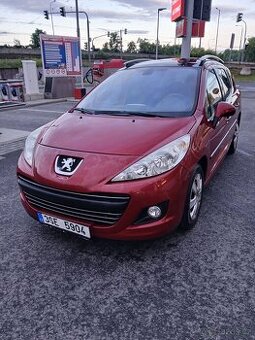 PEUGEOT 207 PRVNÍ MAJITEL BOHATÁ VÝBAVA